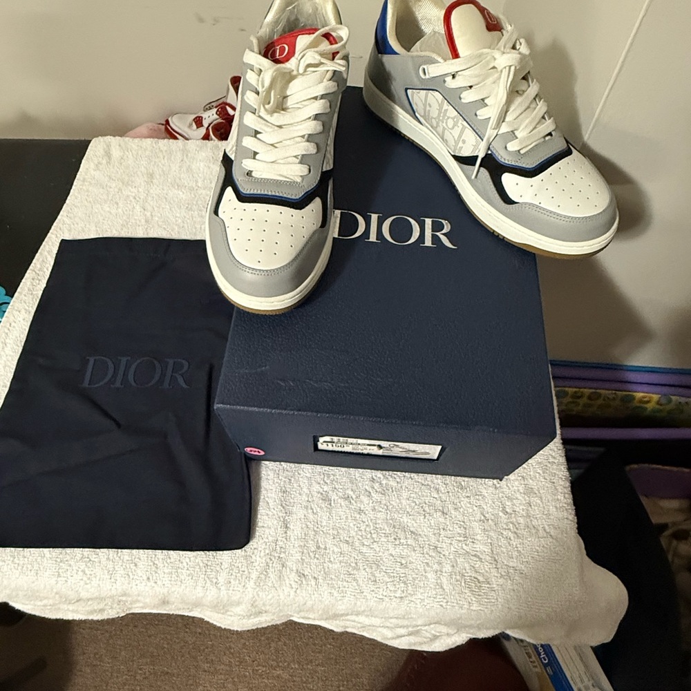 Dior Men's Sneakers in White, Blue, and Red b27